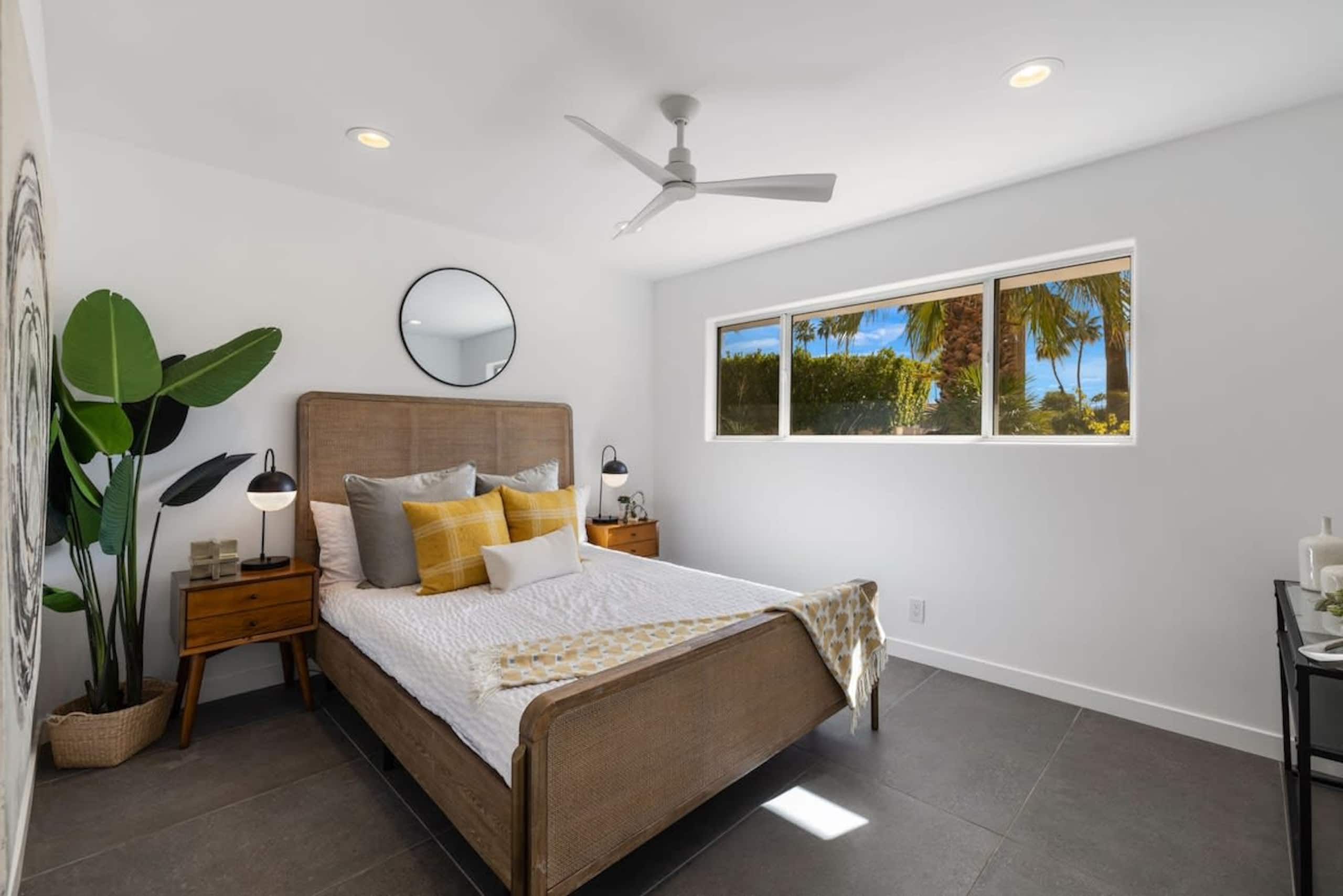 Fourth bedroom with queen bed